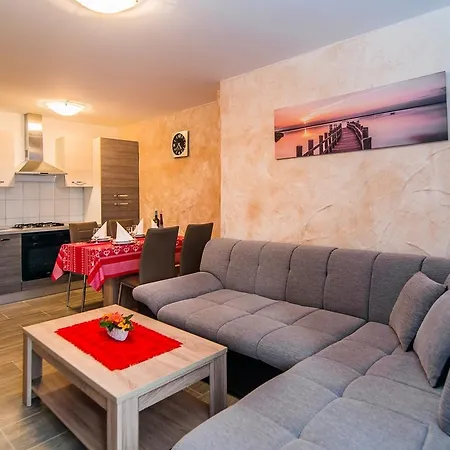 Stela Апартаменти